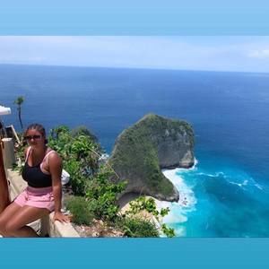 Meet your Posher, Aqilah